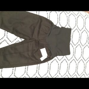 Gap Maternity Cropped Pants Size 00